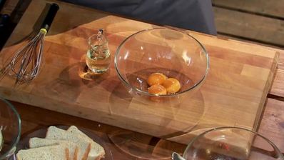 тартар из говядины с трюфельным майонезом