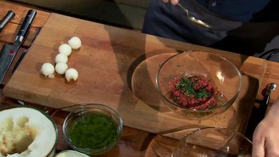 тартар из говядины со свежей дыней