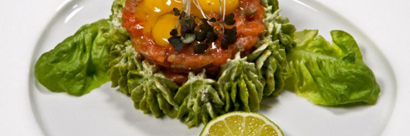 Тартар из лосося и говядины