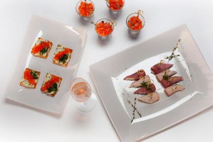 Тартар из лосося со свеклой