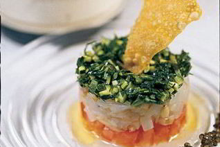 Тартар из томатов, дорады и цукини