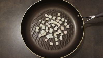 борщ на курином бульоне и сале