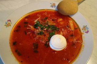 Борщ на курином бульоне с отварной свеклой