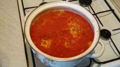 борщ на курином бульоне с отварной свеклой