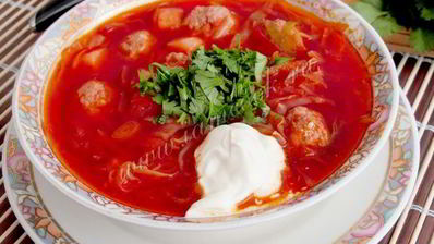 борщ с фрикадельками