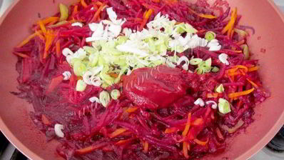 борщ с фрикадельками