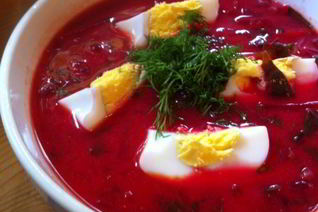 Борщ с грибами и свекольной ботвой