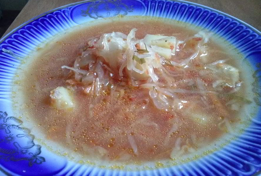 Борщ с кислой капустой на перепелах