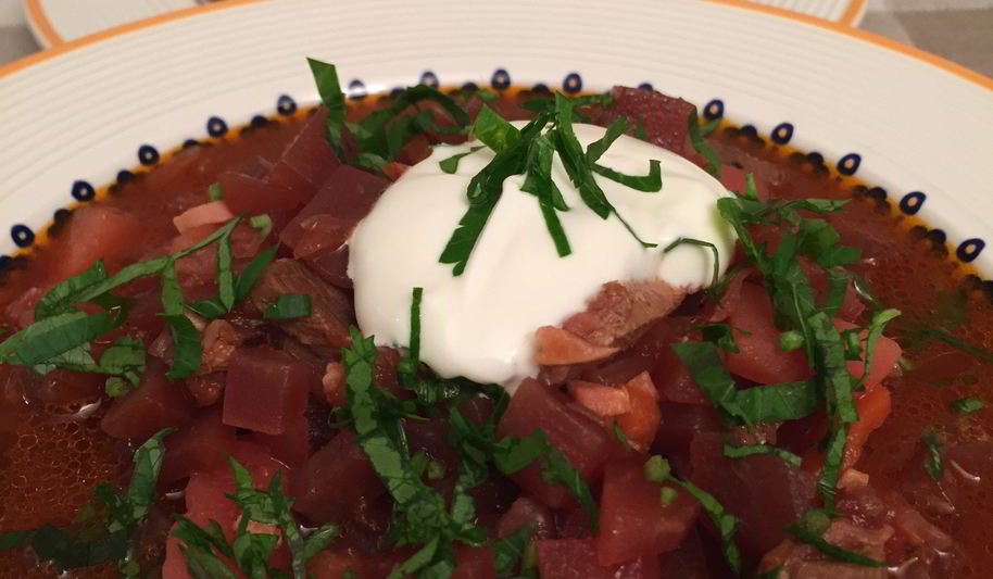 Рецепт борща с курицей, говядиной и языком по-домашнему