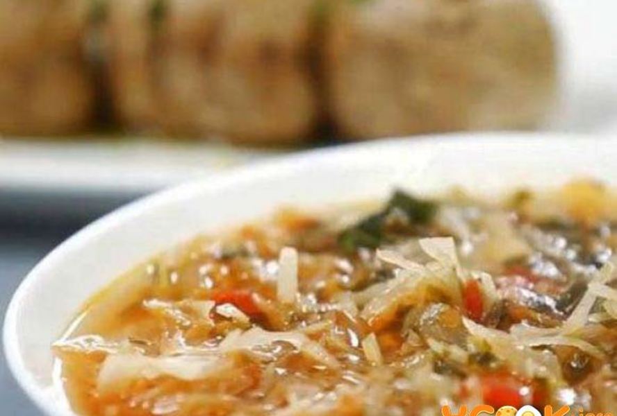 Борщ с пампушками