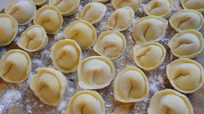 борщ с пельменями