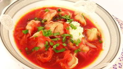 борщ с пельменями