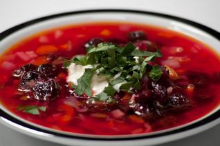 Борщ с вишней