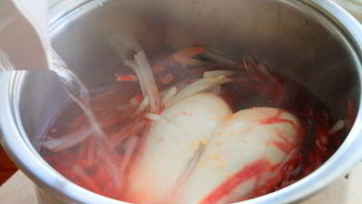 борщ в кастрюле zepter