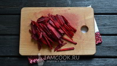 классический борщ со свеклой