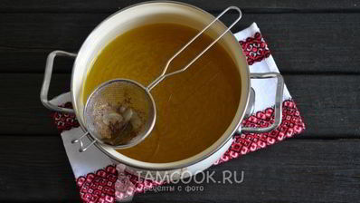 классический борщ со свеклой