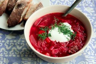 Очень вкусный борщ к обеду