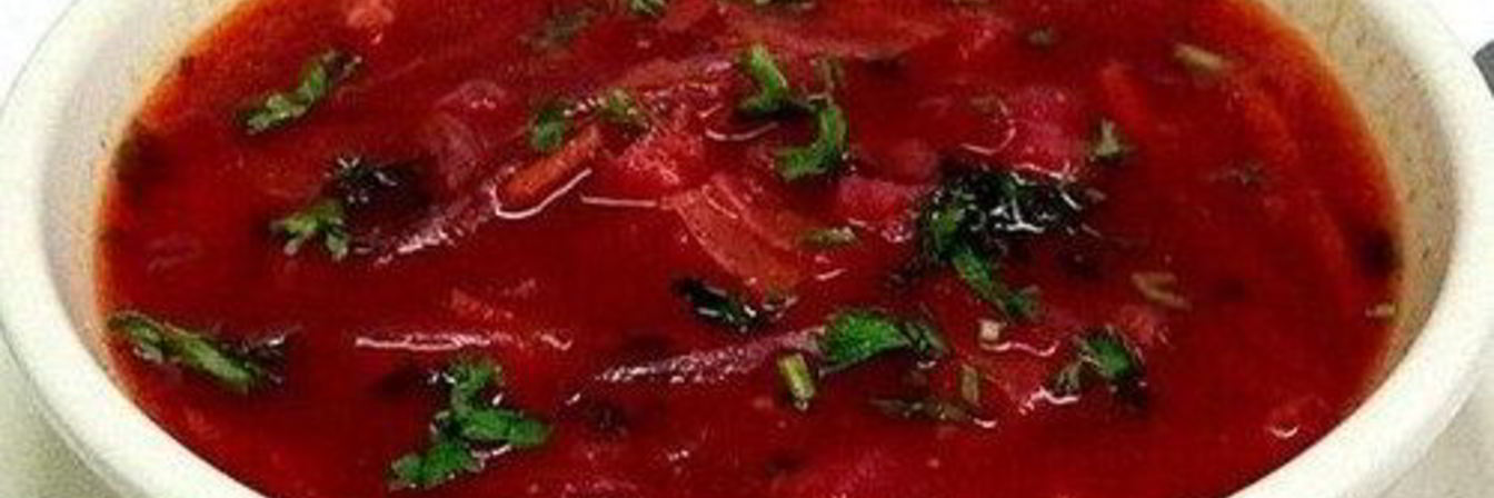 Вкуснейший украинский борщ с копченым салом