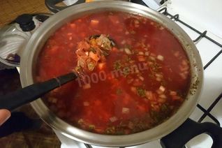 Вкусный борщ на пару в сковороде вок