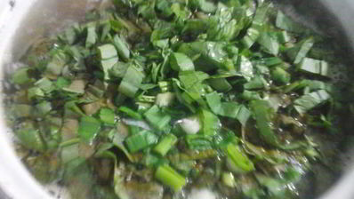 зеленый борщ по-деревенски