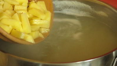 зеленый борщ с судаком