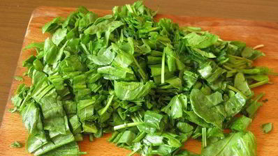 зеленый борщ с судаком