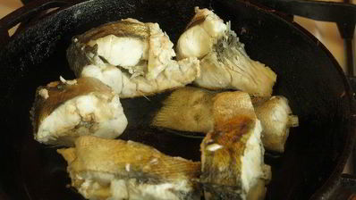 зеленый борщ с судаком