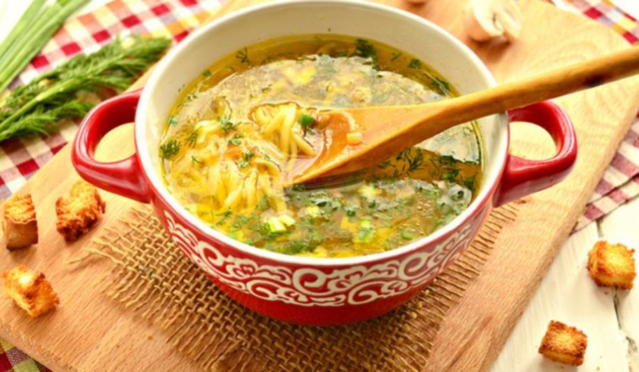 Рецепт грибного супа-лапши на курином бульоне