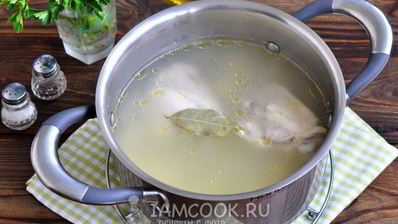 грибной суп на курином бульоне