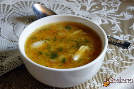 Пряный чечевичный суп на курином бульоне