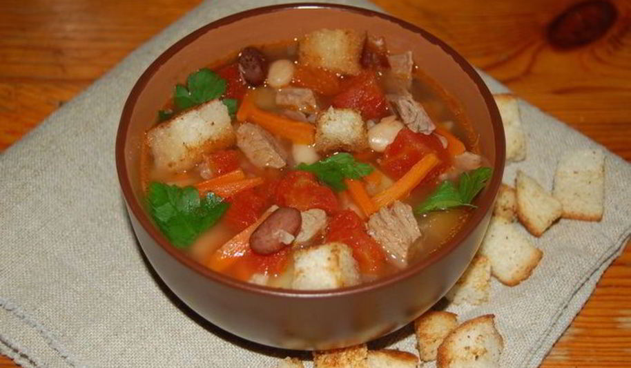 Рецепт фасолевого супа с крутонами