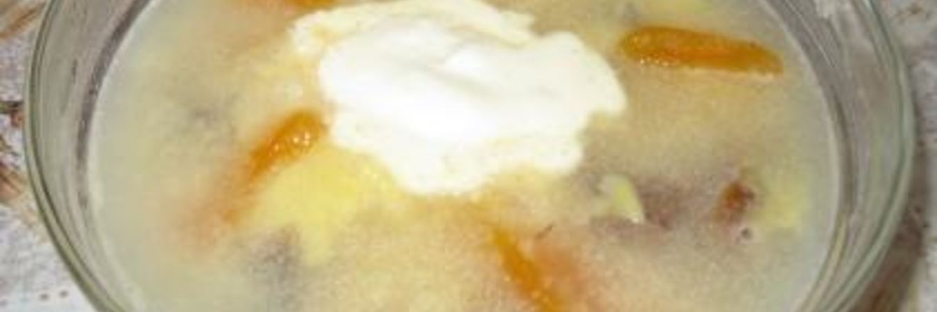 Фруктовый сладкий суп из сухофруктов и яблокок