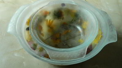 арбузный гаспачо в ледяной тарелке