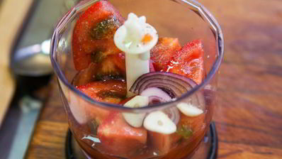 гаспачо с крабовыми палочками