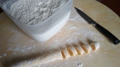 бабкин суп с гороховыми кнедликами