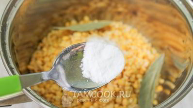 гороховый суп с копченой грудинкой