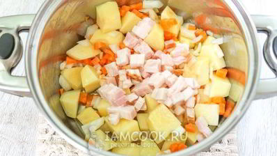 гороховый суп с копченой грудинкой