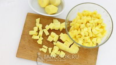 гороховый суп с копченой колбасой