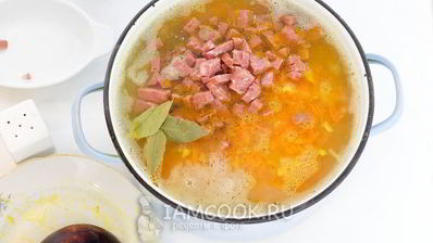 гороховый суп с копченой колбасой