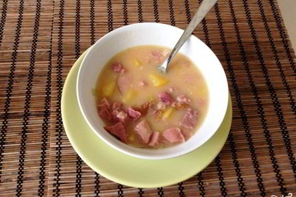 Гороховый суп с копченой рулькой