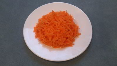 гороховый суп с копченостями в хлебе