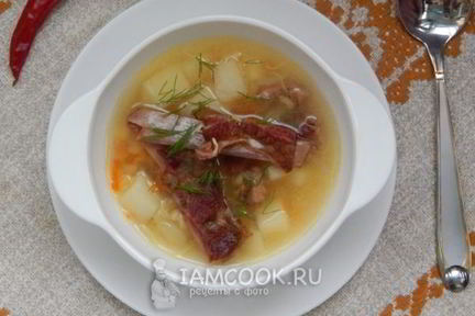 Гороховый суп с копчеными свиными ребрами