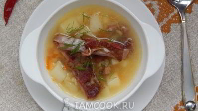 гороховый суп с копчеными свиными ребрами