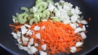 гороховый суп с куриными бедрами