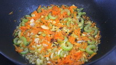 гороховый суп с куриными бедрами