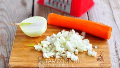 гороховый суп с охотничьими колбасками