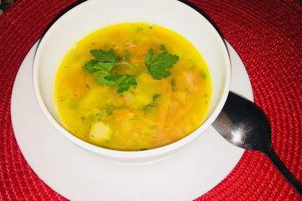 Гороховый суп с варено-копченой рулькой