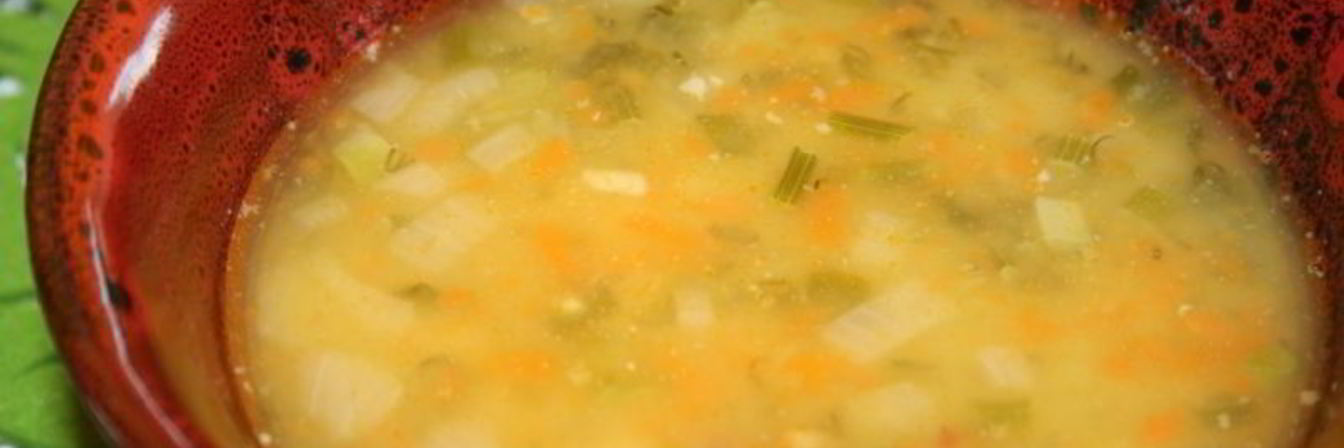 Густой гороховый суп с куриной грудкой и чорризо