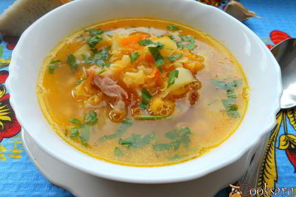 Суп гороховый с копченой курицей