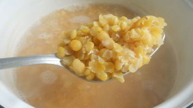 суп гороховый с копченой курицей